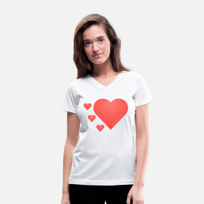 20230330 221238 love shape