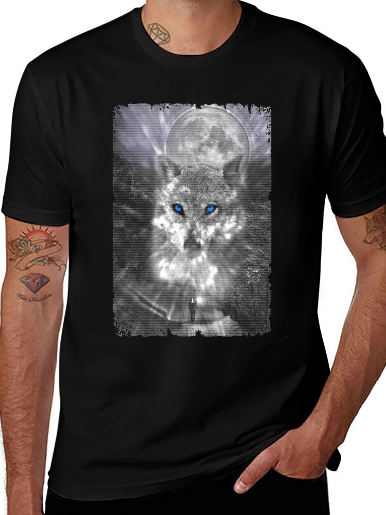 Wolf Moon Graphic Tee - Stylish Black T-Shirt