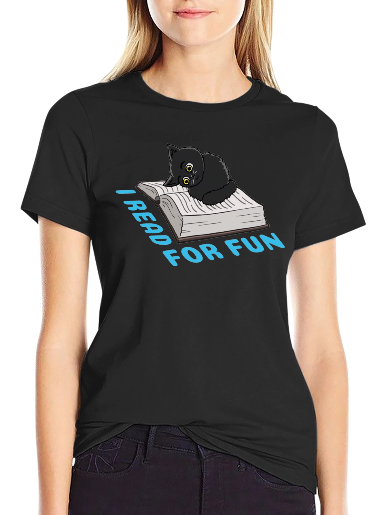 I Read for Fun Black Cat T-Shirt