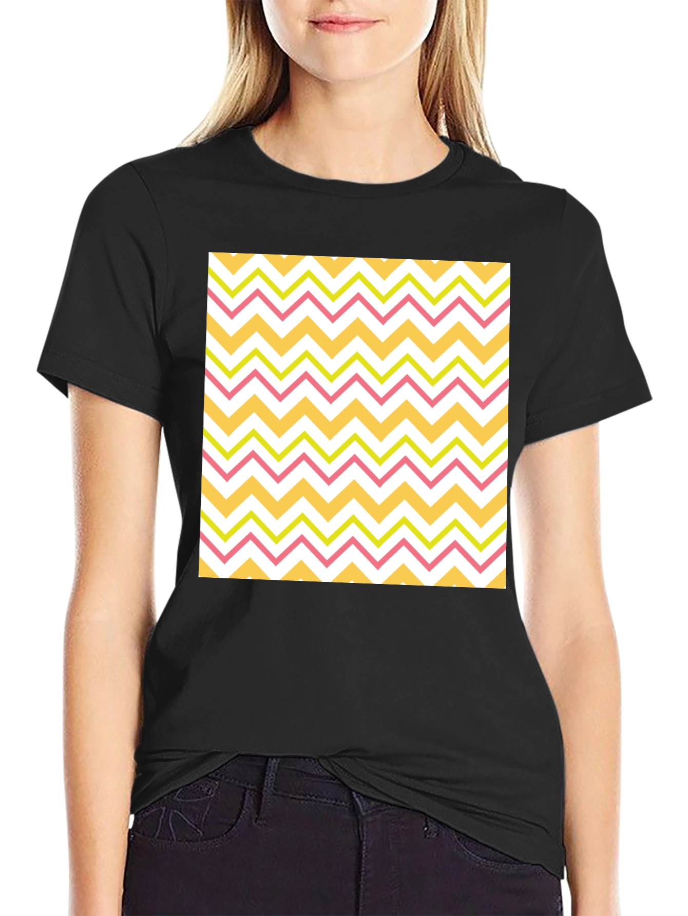 Zigzag Pattern T-Shirt - Casual Style