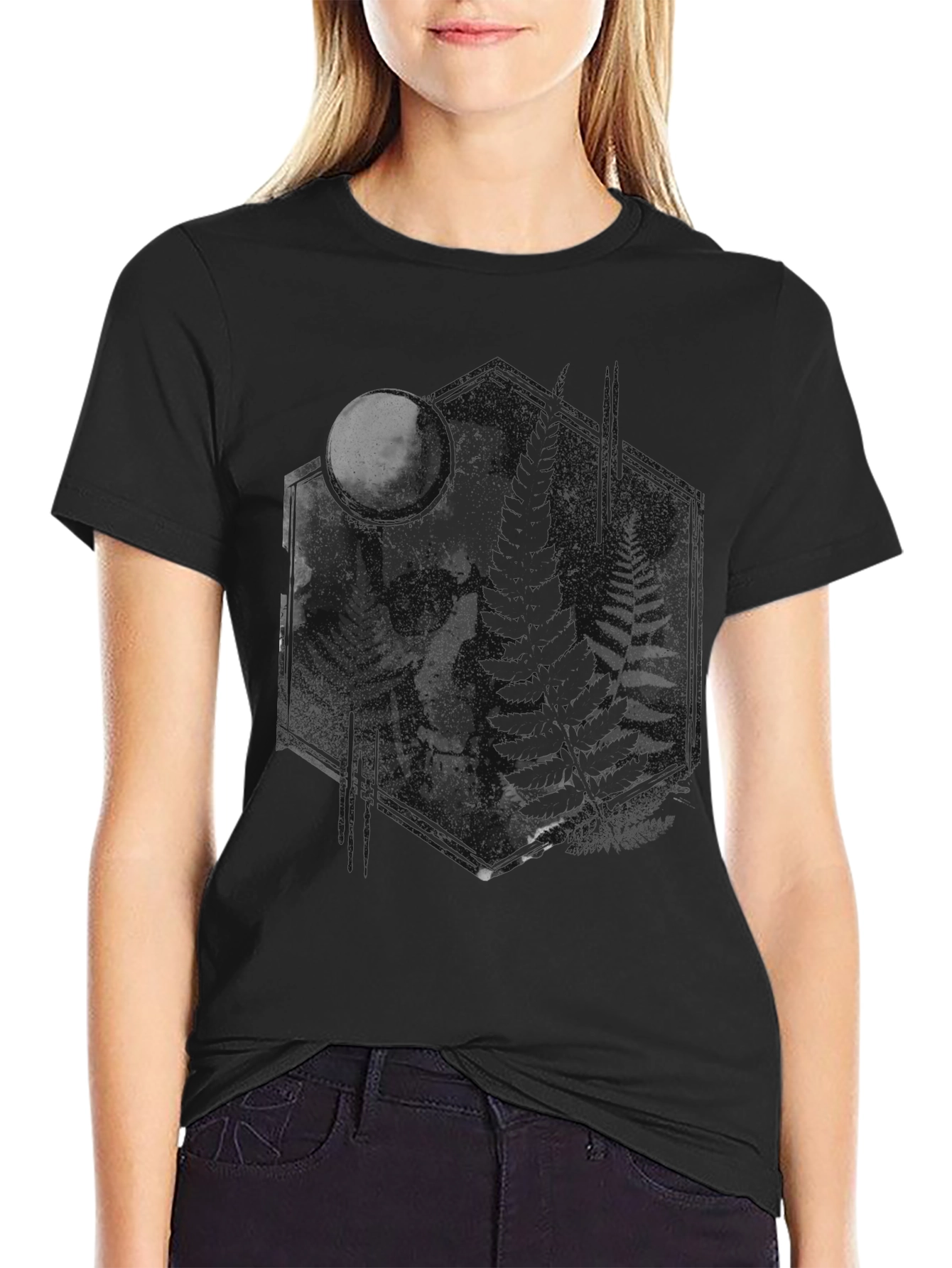 Dark Moon Skull Fern Graphic Tee - Black