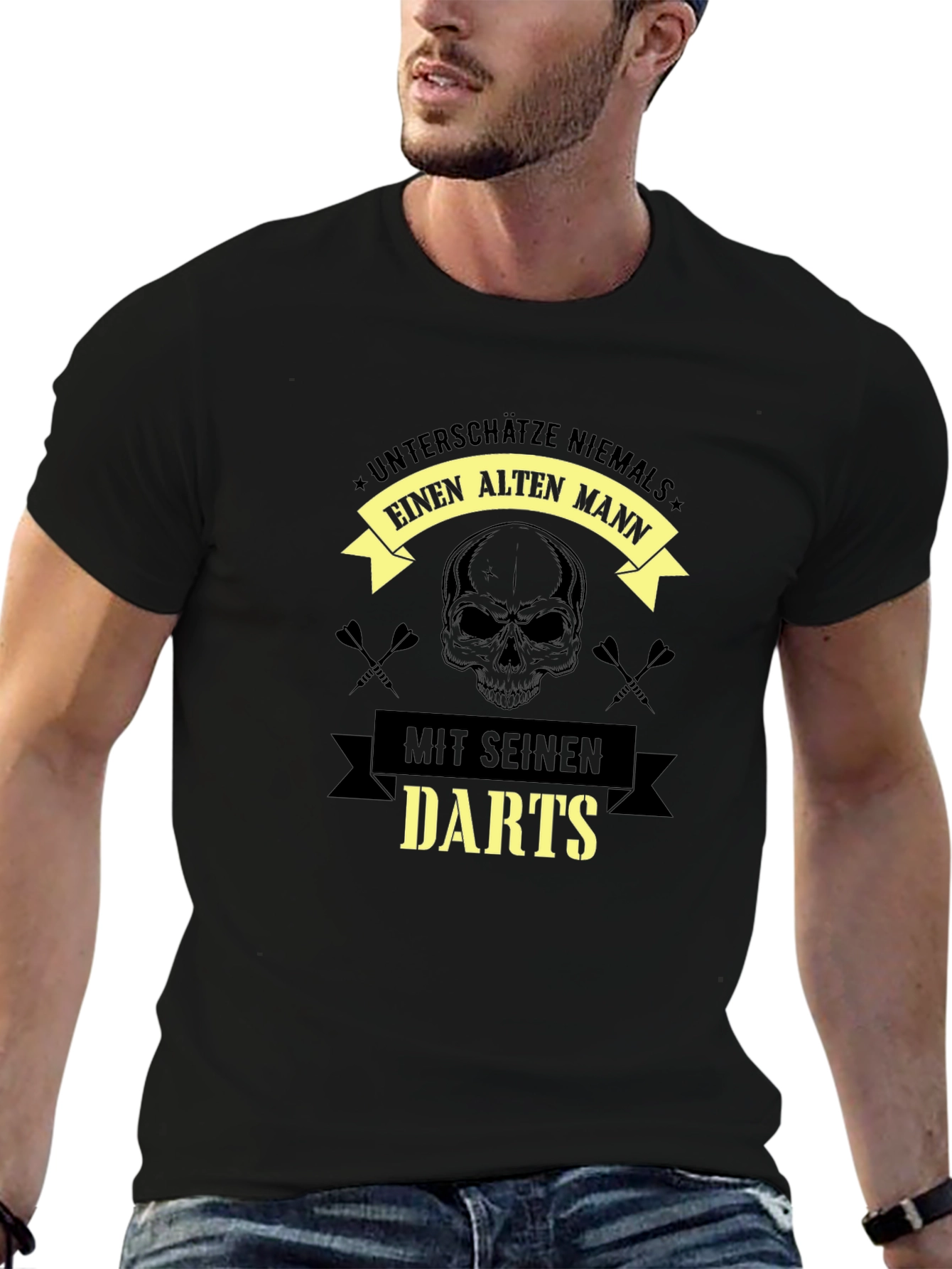 Unterschatze Niemals Alten Mann Darts T-Shirt