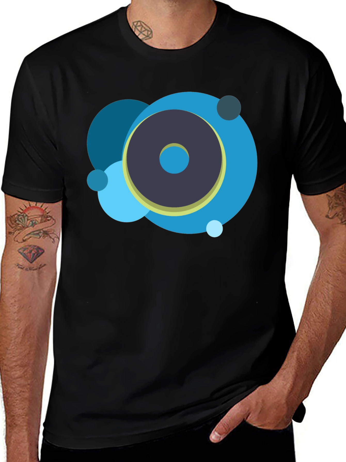 Abstract Circle Graphic Black T-Shirt