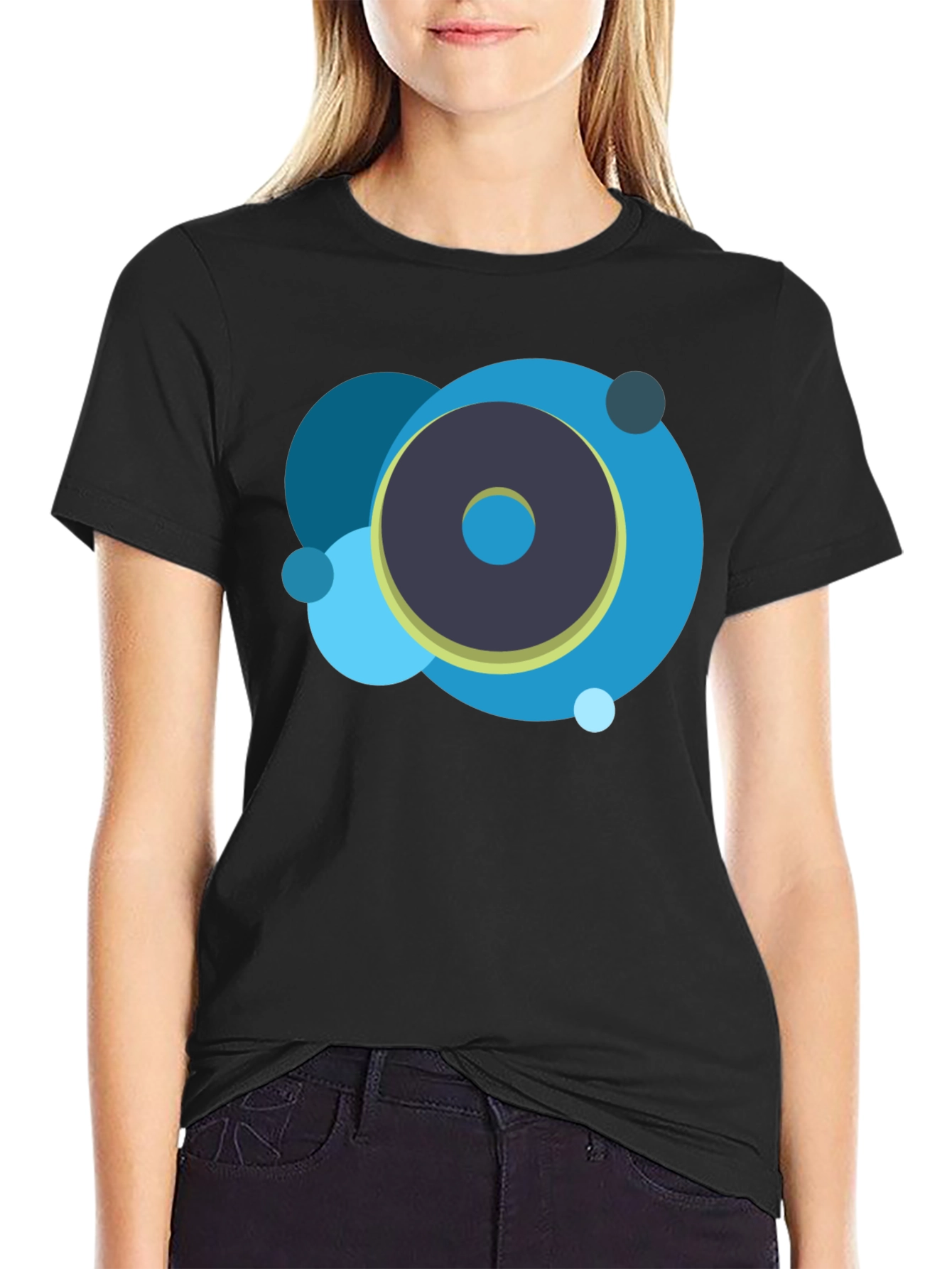 Abstract Circle Graphic Black T-Shirt