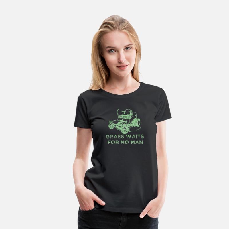 Grass Waits For No Man Funny Mens Grass Cutting