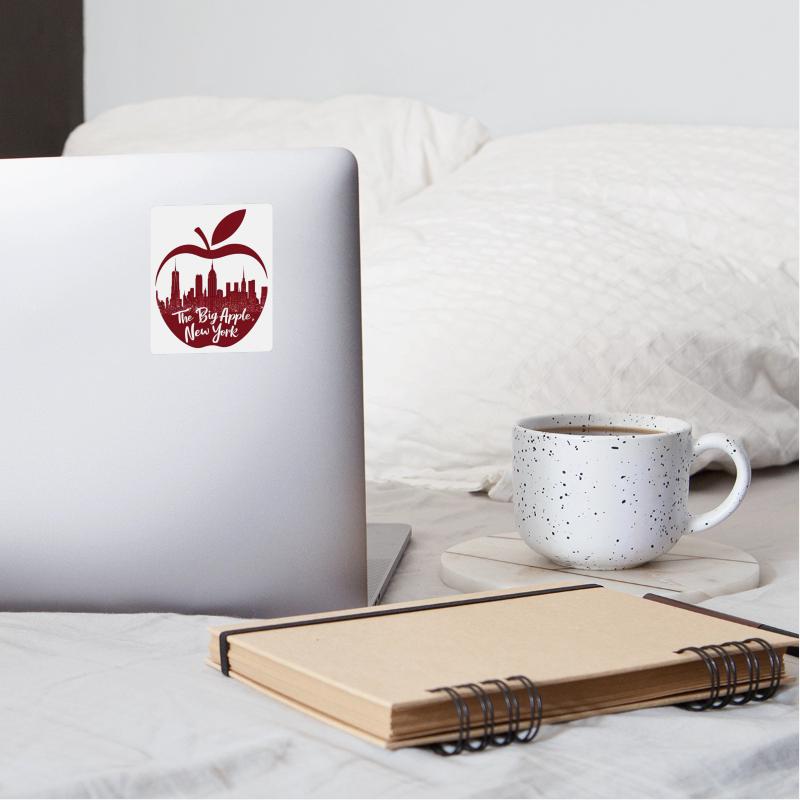 NYC Skyline Apple: Creative