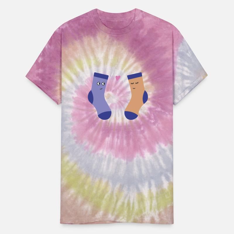 t-shirt couple in love socks