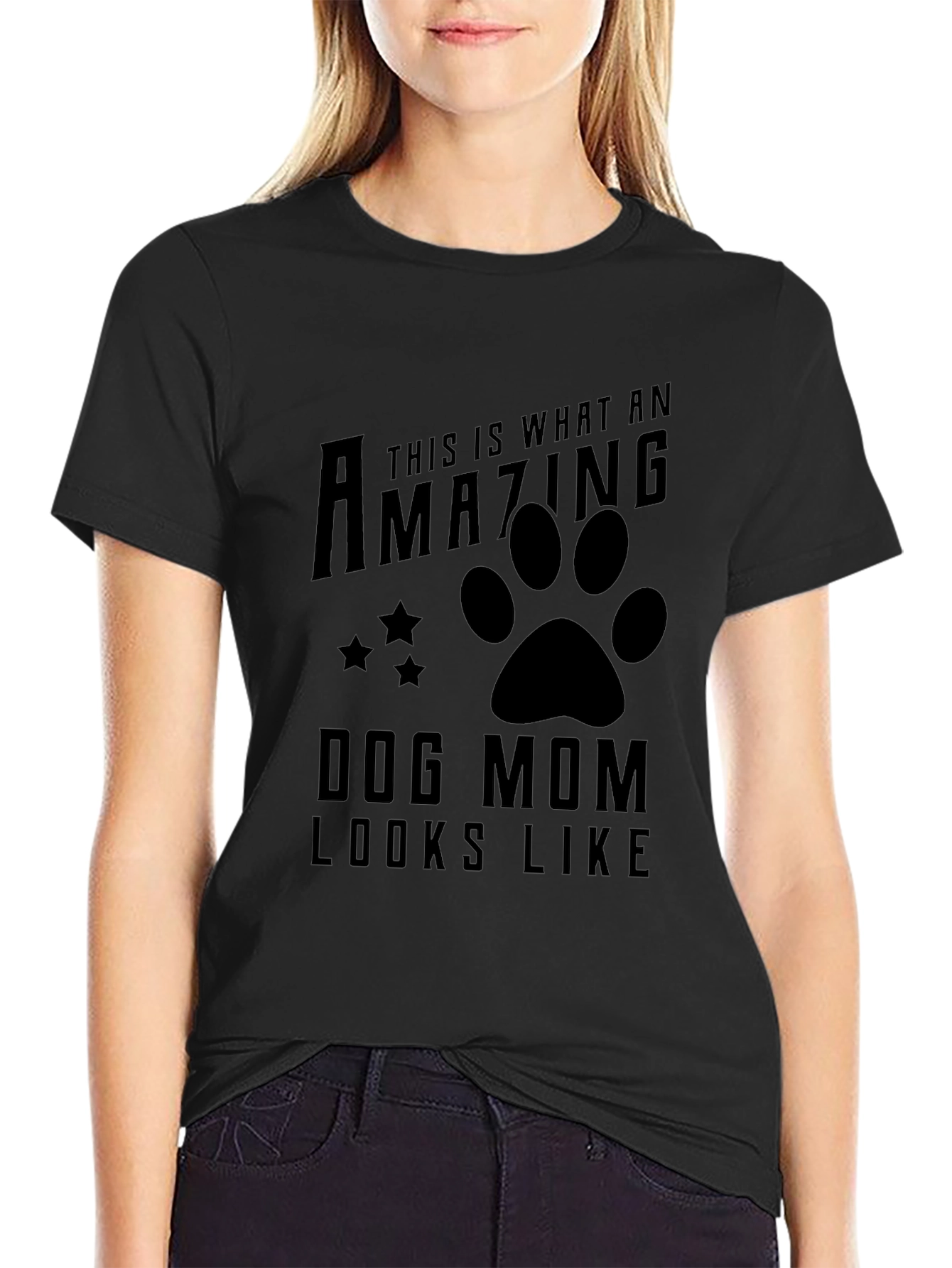 Amazing Dog Mom T-Shirt - Black Graphic Tee