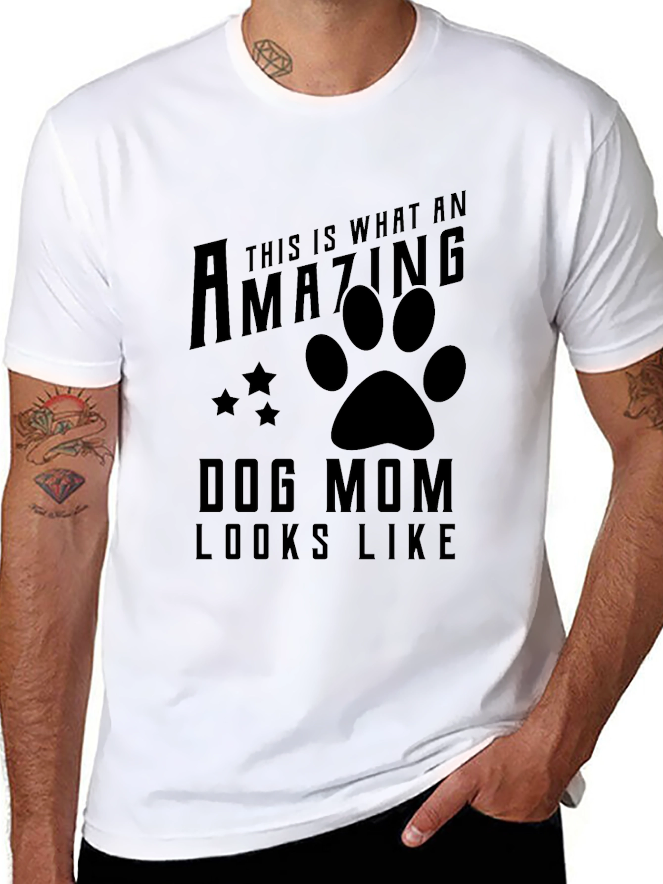 Amazing Dog Mom T-Shirt - Black Graphic Tee
