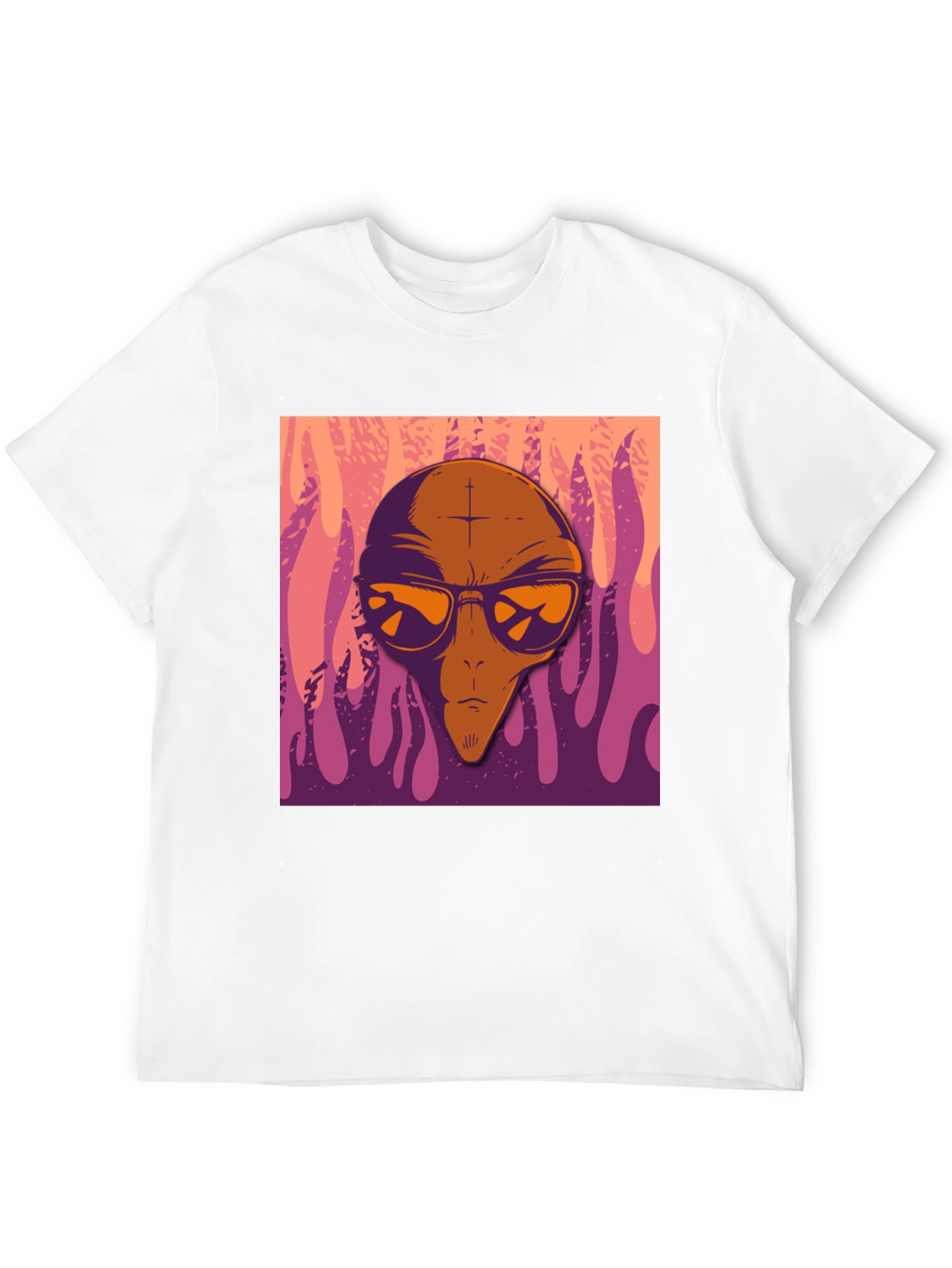 Retro Alien Graphic Tee - Cool Outer Space Design