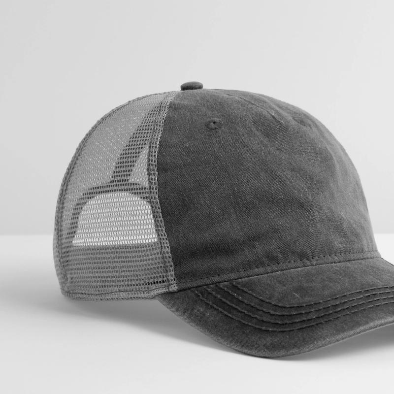 Urban Rhythm: Bold Graffiti Expression