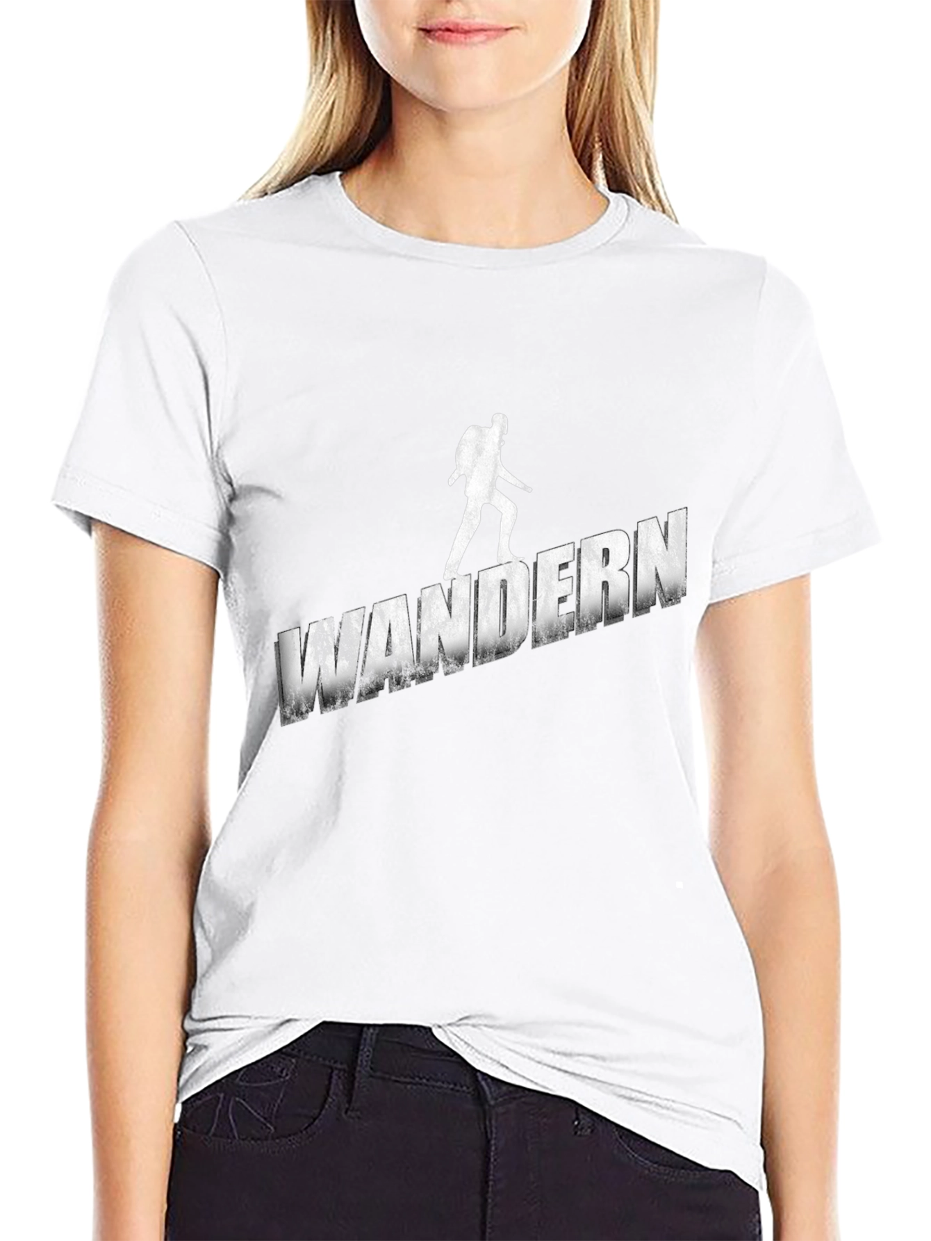 Wandern Graphic Tee - Adventure Awaits