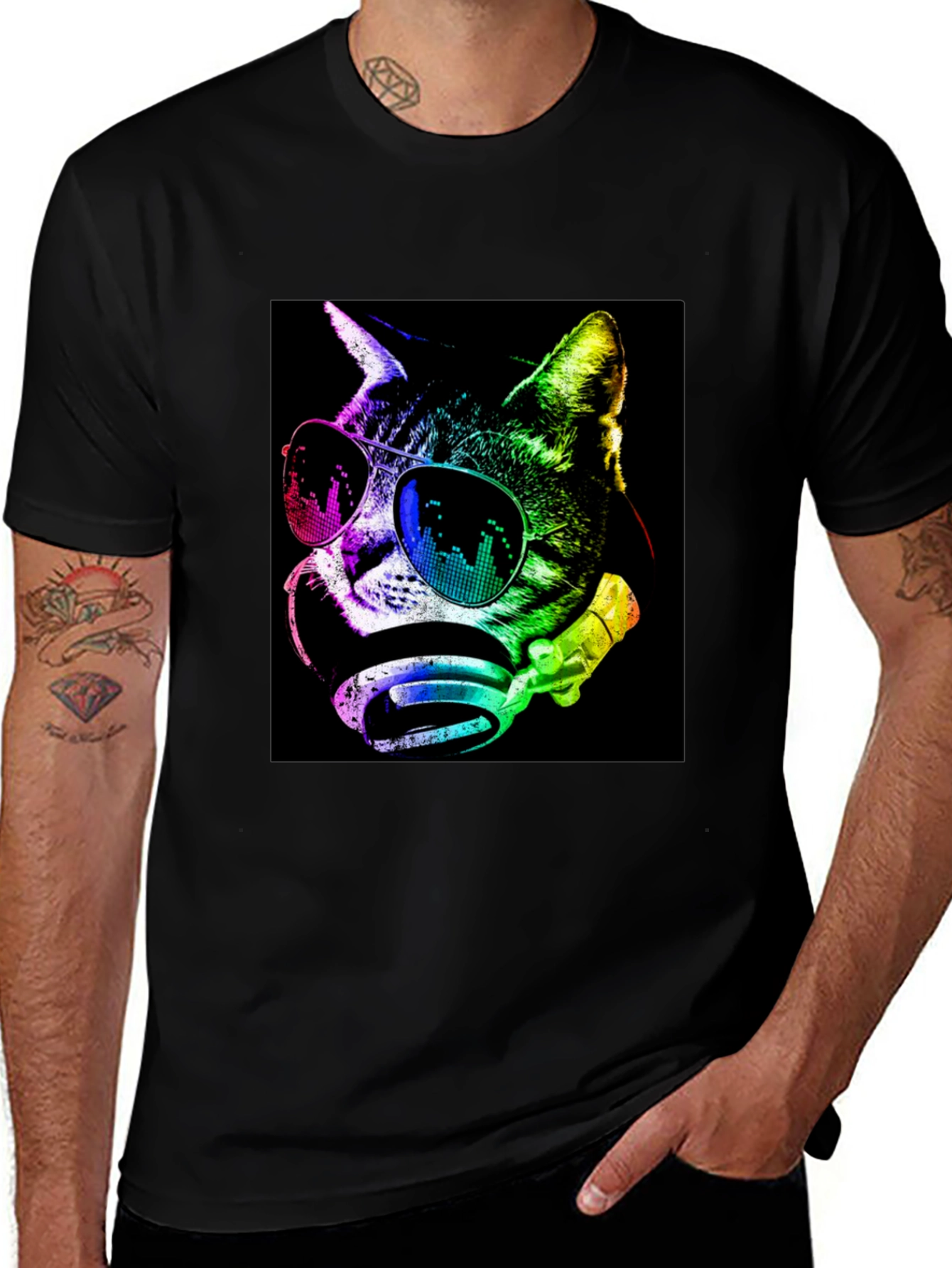 Cool Cat Graphic Tee - Trendy Black T-Shirt