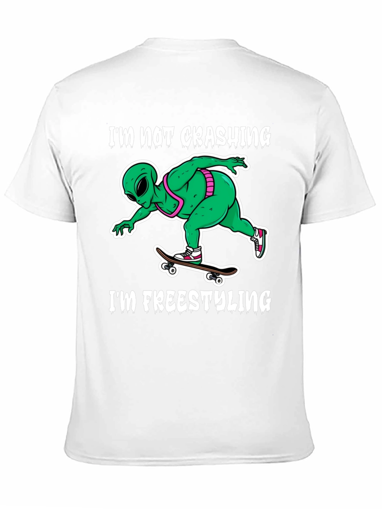 Alien Freestyling Skateboard T-Shirt