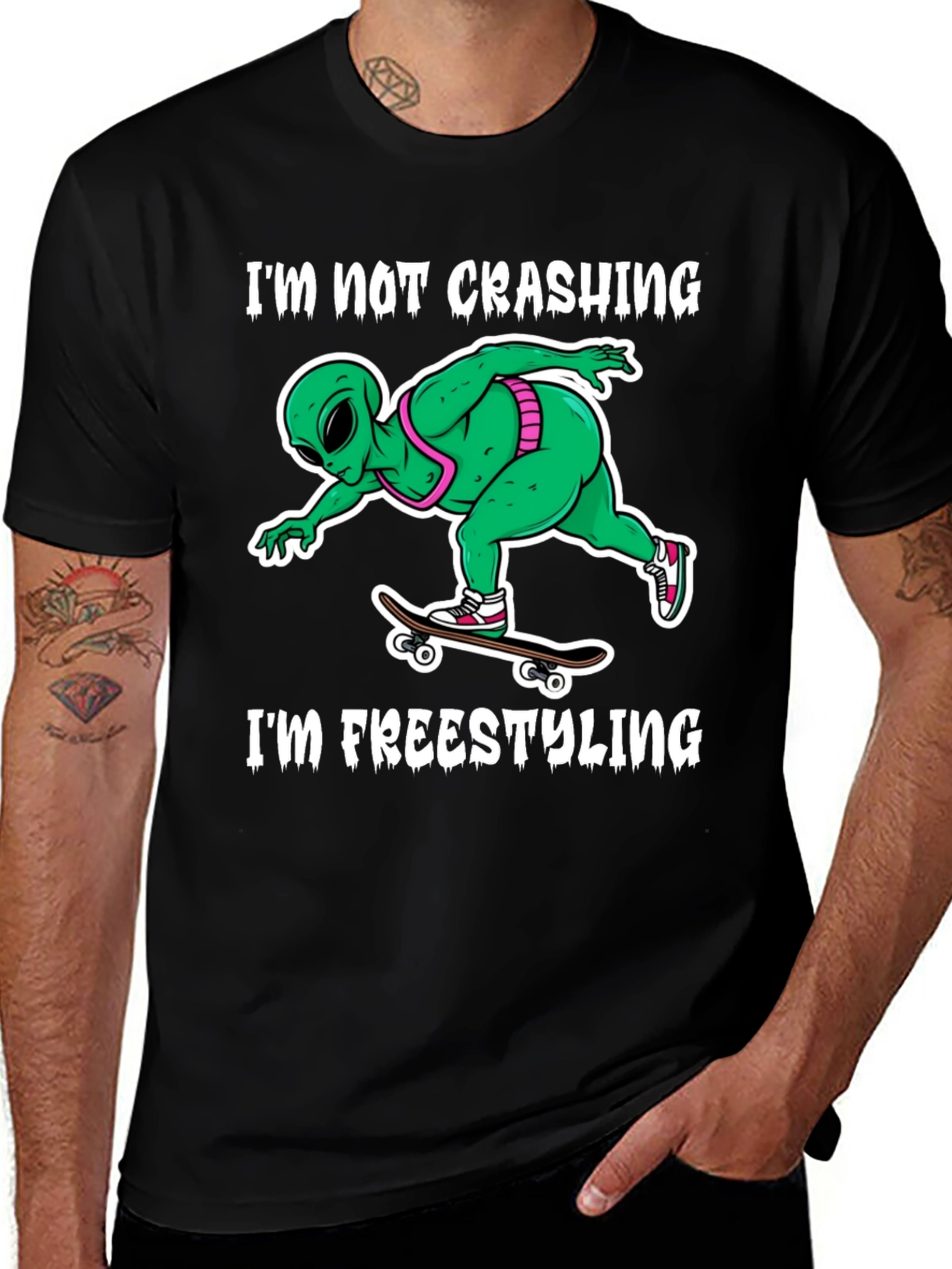 Alien Freestyling Skateboard T-Shirt